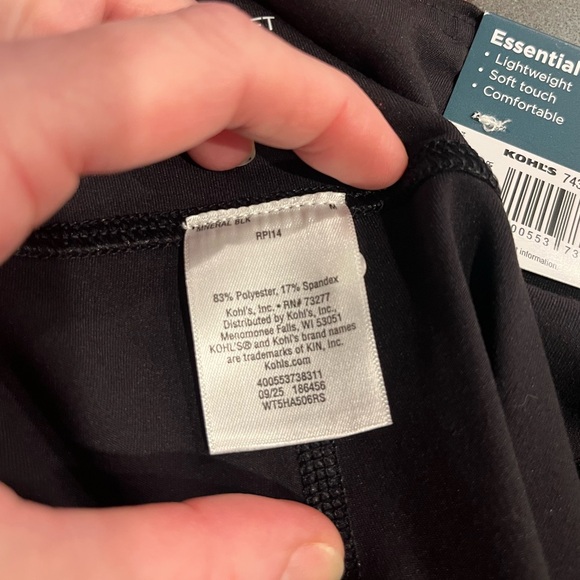 Kohl’s women’s Tek Gear essential soft 7/8 leggings - Picture 6 of 9